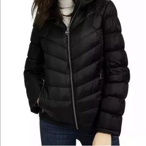 Michael Kors packable down jacket puffer Hooded black PS